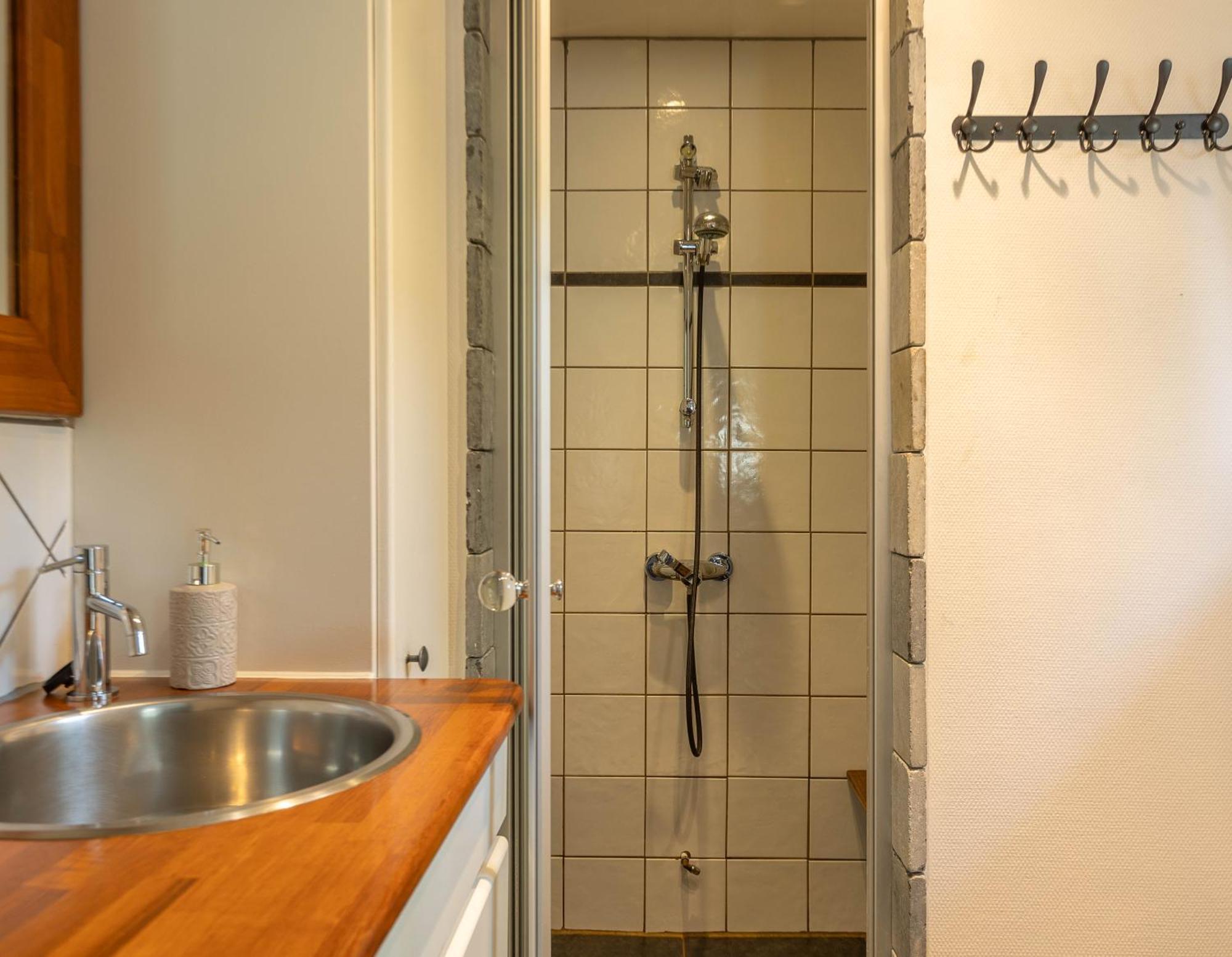 Le Lov'T - Suite Avec Jacuzzi Spontin Esterno foto